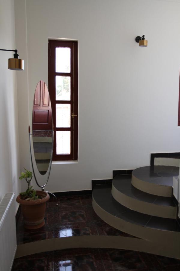 Guest House Third Floor Tbilisi Exterior photo